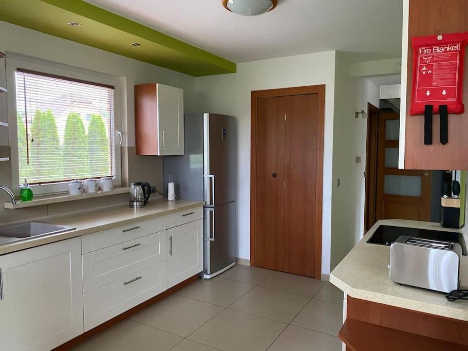 4 Bedroom Family House With Access To A Hot Tub Goczałkowice-Zdrój エクステリア 写真