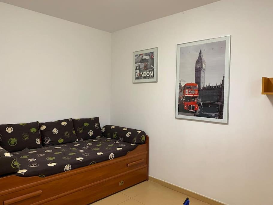 4 Bedroom Family House With Access To A Hot Tub Goczałkowice-Zdrój エクステリア 写真